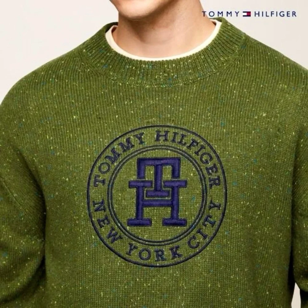 NWT Tommy Hilfiger Crewneck Sweater Unisex - Picture 5 of 12